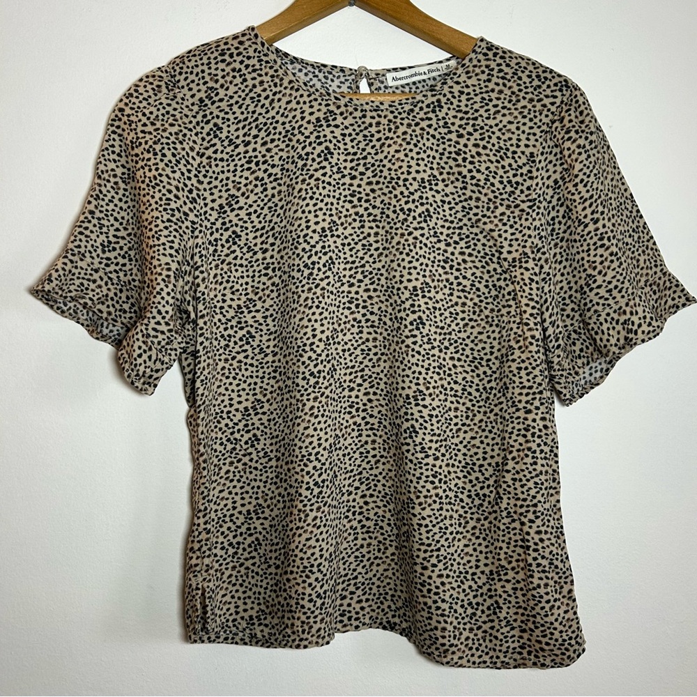 Abercrombie & Fitch Women's Blouse Medium Brown Short Sleeve Round Neck Pullover